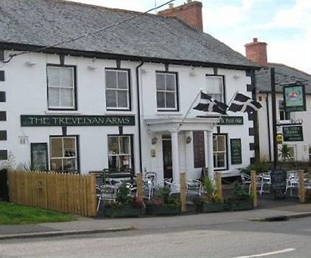 The Trevelyan Arms Hotel Пензанс Екстериор снимка